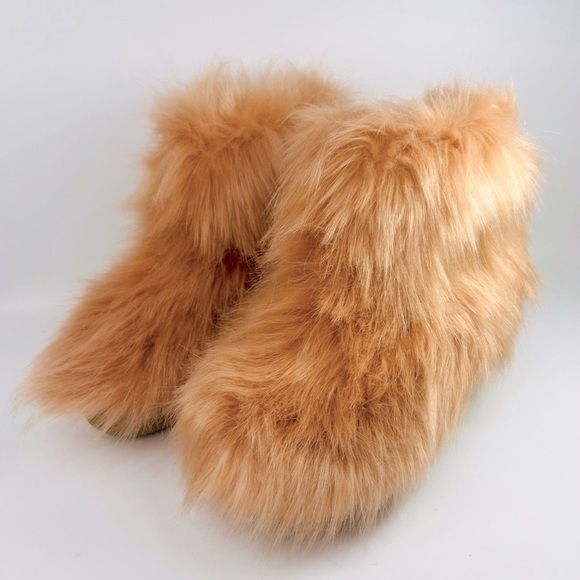 Jeffrey Campbell Platform Derby Pink Faux Fur Bootie - Picture 7 of 14